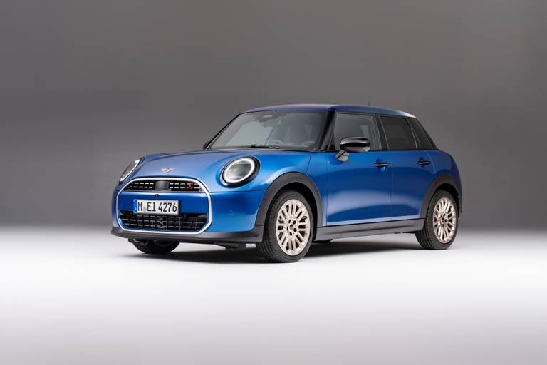 mini-cooper-5-door-2025 (2)