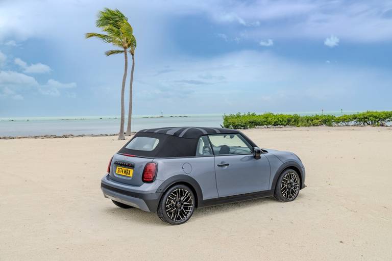 mini-cooper-cabrio-2025 (10)