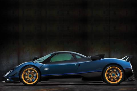 Pagani-Zonda-Tricolore-2011-2